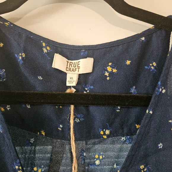 True Craft Navy XL Blue Floral Sleeveless Dress - Picture 3 of 7